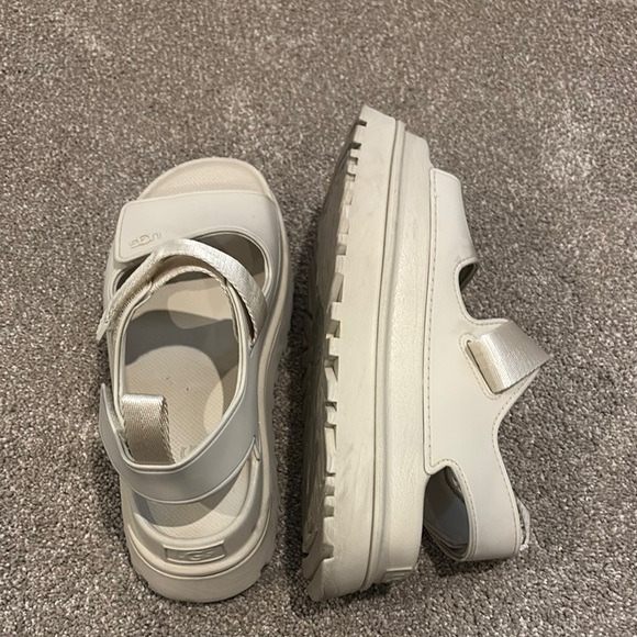 Women's Cream Sandals - Picture 3 of 3